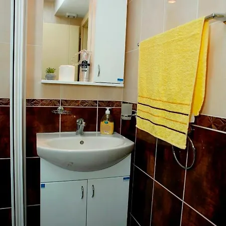 Dunja アパート *